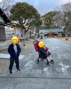 神社にお散歩